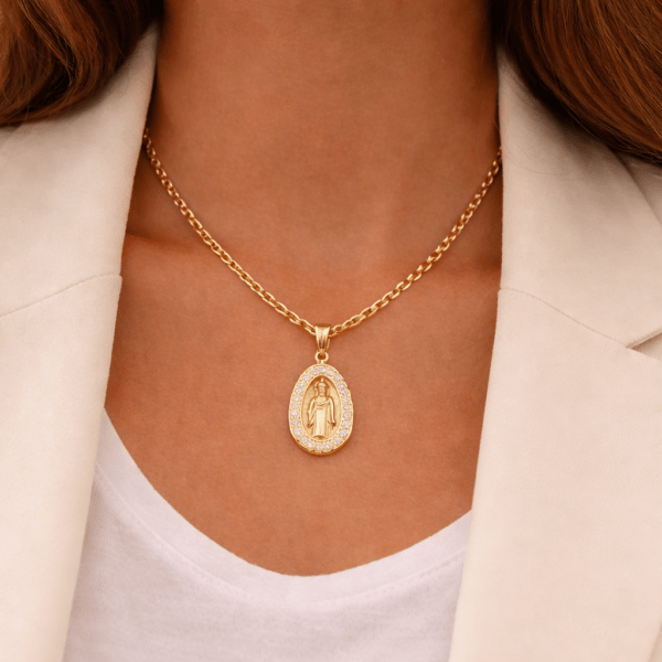 collier pas trop fin avec pendentif GeminaGold